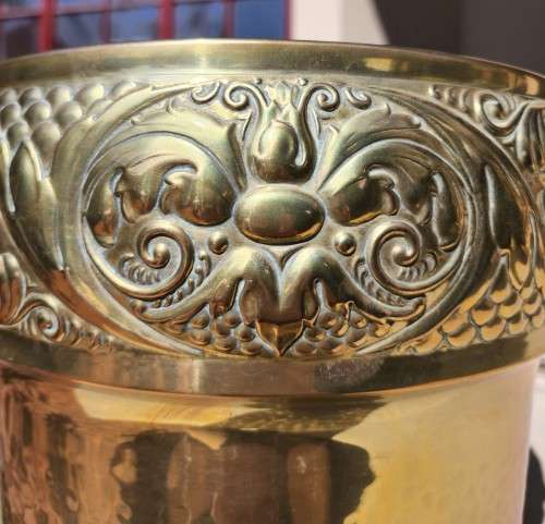 FAMOUS GERMAN DESIGNER IGNATIUS TASCHNER! BRASS PLANTER - ANTIQUE FROM EARLY 1900S