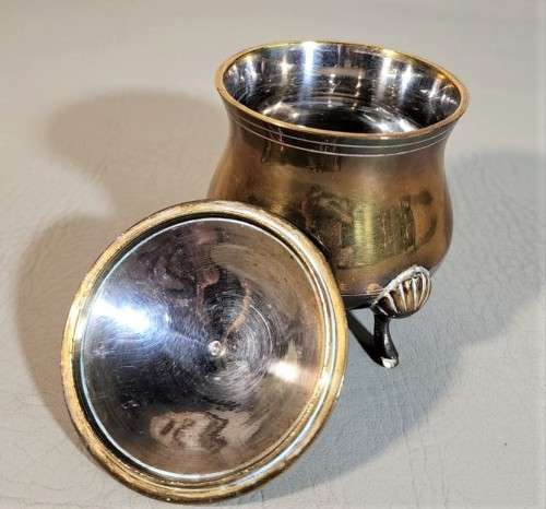 BEAUTIFUL INDIAN MADE BRASS SUGAR POT AND CREAMER ON TRAY