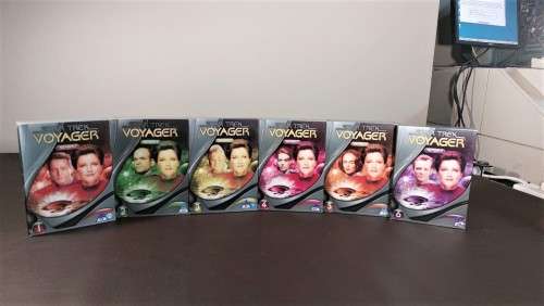 STAR TREK VOYAGER: THE COMPLETE SEASONS 1-7 IN 7 DVD BOX SETS