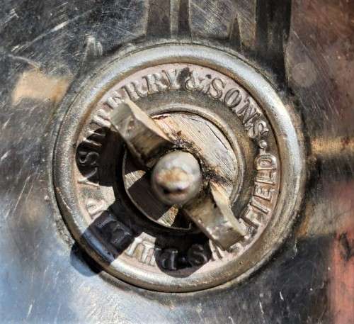 ANTIQUE PHILLIP ASHBERRY AND SONS SHEFFIELD (1856-1900) SILVERPLATED (ON BRITTANIA METAL) TEAPOT