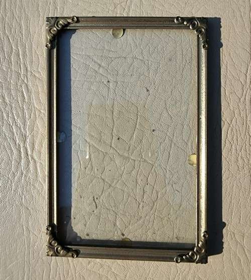 BATCH OF TWELVE (12) BRASS COLOURED METAL DESK PHOTO FRAMES