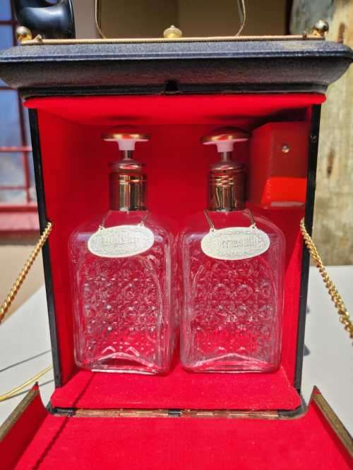 CRANK HANDLE TELEPHONE DECANTER MUSIC BOX WORKING