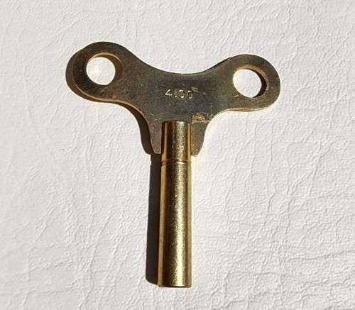 AMERICAN SESSIONS ANTIQUE TIME AND STRIKE MISSION STYLE MANTEL CLOCK WITH KEY WORKING