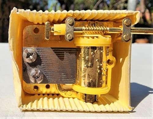 SILENT NIGHT, STILLE NACHT MUSIC BOX WORKING PERFECTLY