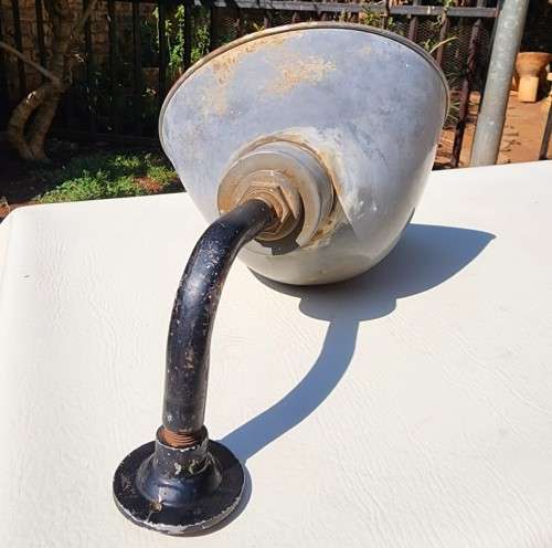 LARGE VINTAGE METAL INDUSTRIAL STYLE FACTORY LAMP SHADE