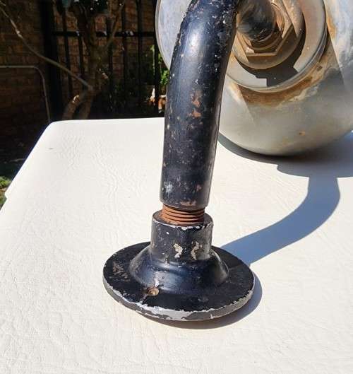 LARGE VINTAGE METAL INDUSTRIAL STYLE FACTORY LAMP SHADE