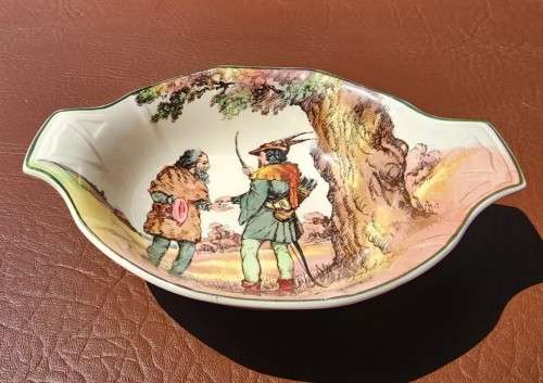 ROYAL DOULTON ROBIN HOOD GIVES COIN UNDER THE GREENWOOD TREE SERIES 1952 DISH  D6341