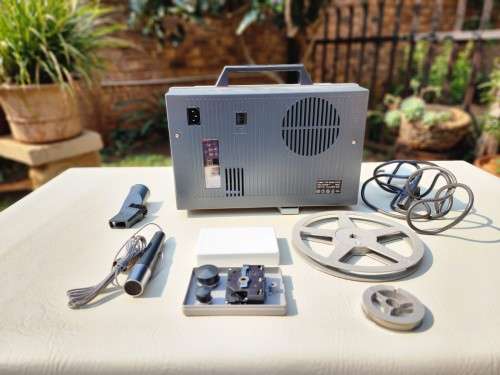 VINTAGE 1960S EUMIG MARK S712D 8MM FILM PROJECTOR MADE IN AUSTRIA WORKING