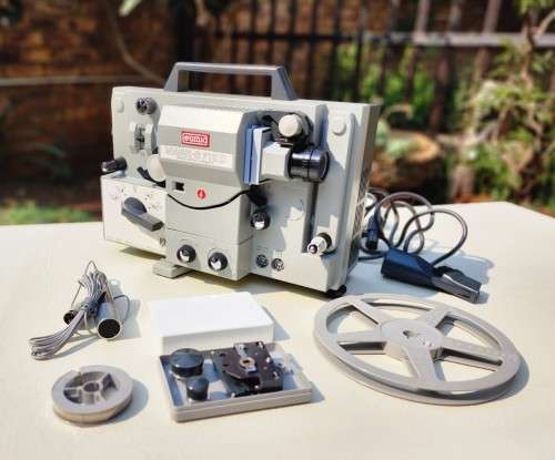 VINTAGE 1960S EUMIG MARK S712D 8MM FILM PROJECTOR MADE IN AUSTRIA WORKING