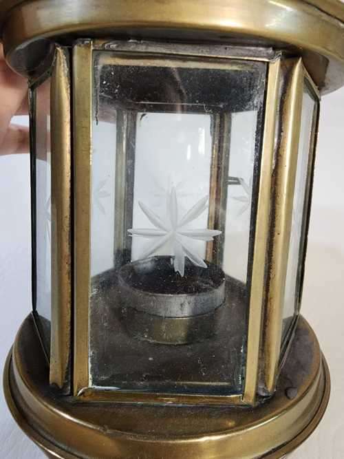 CHARMING VINTAGE BRASS AND GLASS HEXAGONAL SHAPE TEALIGHT CANDLE HOLDER