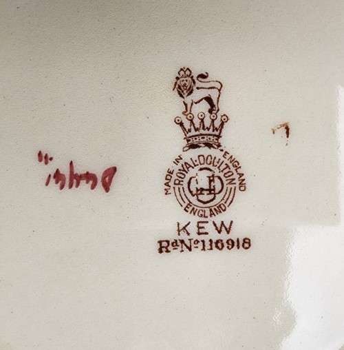 SET OF 5 ROYAL DOULTON ENGLAND D4941 (1929-1964) KEW PATTERN HAND PAINTED! DESSERT PLATES