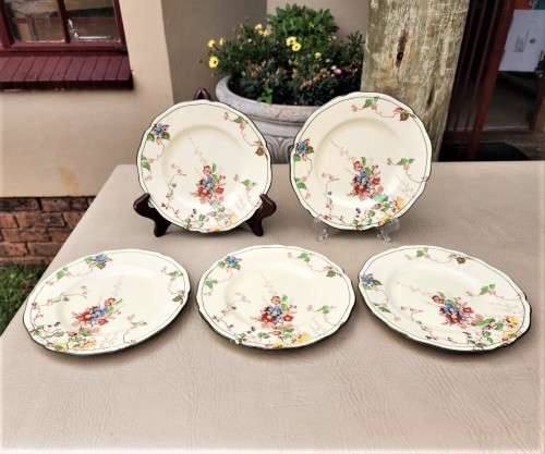 SET OF 5 ROYAL DOULTON ENGLAND D4941 (1929-1964) KEW PATTERN HAND PAINTED! DESSERT PLATES