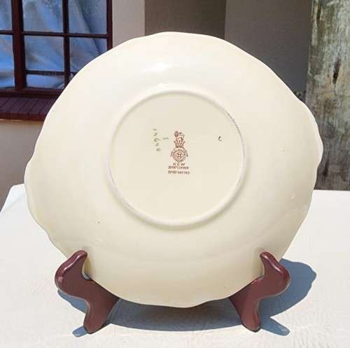 ROYAL DOULTON ENGLAND D4941 (1929-1964) KEW PATTERN HANDLED CAKE PLATE