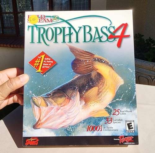 SIERRAS TROPHY BASS 4 PC GAME - ORIGINAL 2000 VERSION WITH BOOKLET AND BOX
