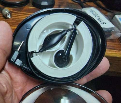 IRIDIUM 9505 SATELITE PHONE  TESTED WORKING 100%! - COMPLETE IN TRAVEL BAG WITH ALL THE ACCESSORIES