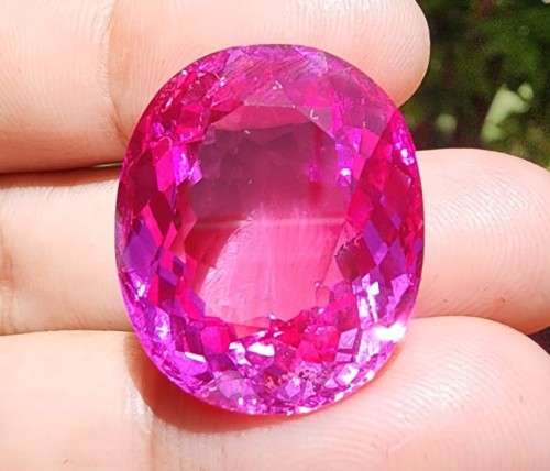 LARGE 50.35CT PINK TOPAZ GEMSTONE WITH OVAL CUT - STRONG RED UV FLUORESCENCE! - POSSIBLE SAPPHIRE!