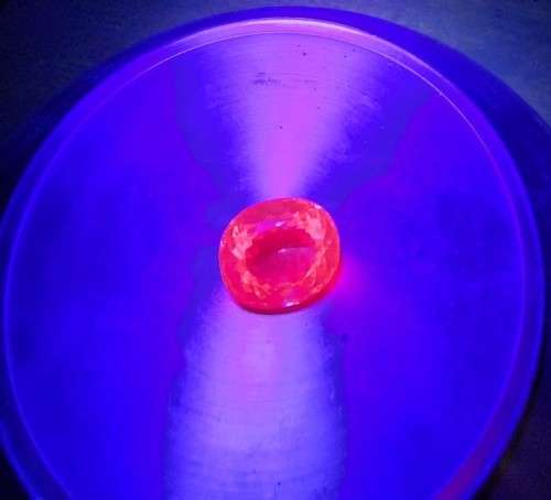 LARGE 50.35CT PINK TOPAZ GEMSTONE WITH OVAL CUT - STRONG RED UV FLUORESCENCE! - POSSIBLE SAPPHIRE!