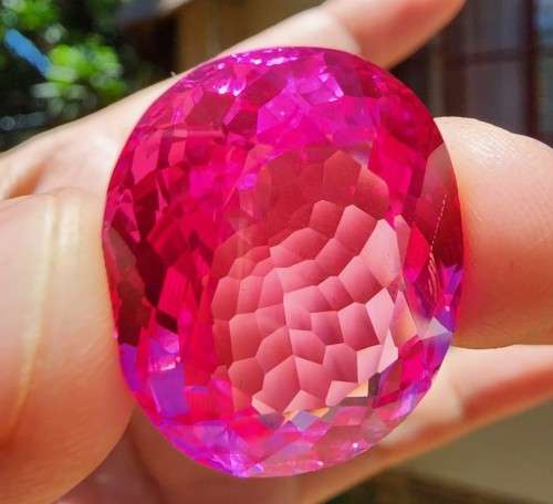 LARGE 50.35CT PINK TOPAZ GEMSTONE WITH OVAL CUT - STRONG RED UV FLUORESCENCE! - POSSIBLE SAPPHIRE!