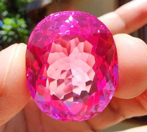 LARGE 50.35CT PINK TOPAZ GEMSTONE WITH OVAL CUT - STRONG RED UV FLUORESCENCE! - POSSIBLE SAPPHIRE!