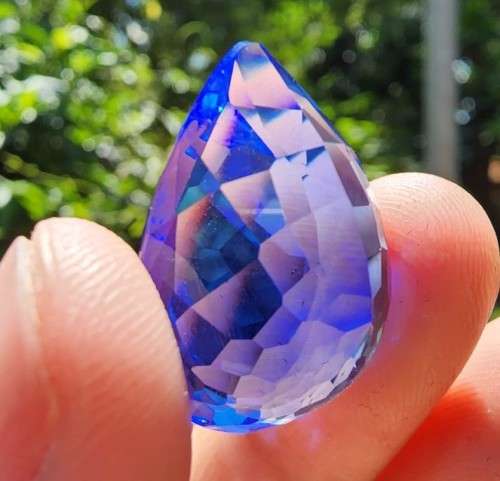 LARGE 23.19CT SWISS BLUE TOPAZ GEMSTONE WITH BEAUTIFUL PEAR CUT - IRRADIATED FOR 2 YEARS!