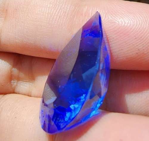LARGE 23.19CT SWISS BLUE TOPAZ GEMSTONE WITH BEAUTIFUL PEAR CUT - IRRADIATED FOR 2 YEARS!