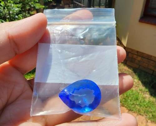 LARGE 23.19CT SWISS BLUE TOPAZ GEMSTONE WITH BEAUTIFUL PEAR CUT - IRRADIATED FOR 2 YEARS!