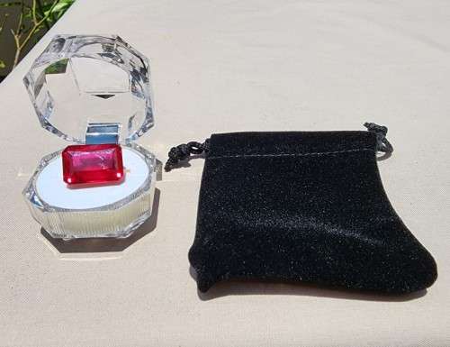 AWESOME LARGE 26.90CT REAL! RED RUBY GEMSTONE - SCRATCH GLASS EASY!  - UV LIGHT FLUORESCES RED!