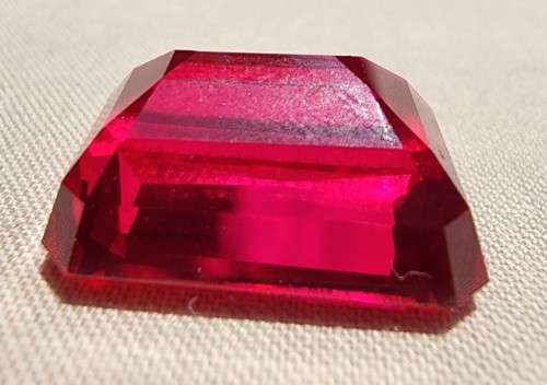 AWESOME LARGE 26.90CT REAL! RED RUBY GEMSTONE - SCRATCH GLASS EASY!  - UV LIGHT FLUORESCES RED!