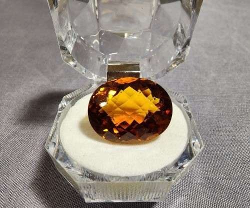 LARGE 24,15CT ORANGE GOLD NATURAL CITRINE GEMSTONE WITH AWESOME OVAL CHECKERBOARD CUT