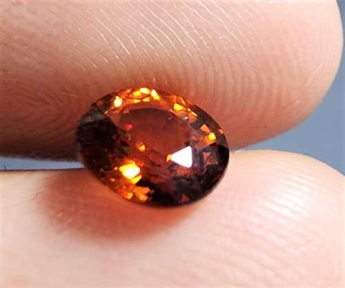 GENUINE TESTED 1,38CT ORANGE SPESSARTINE AFRICAN GARNET GEMSTONE  PASSED MAGNETIC TEST FOR GARNET!