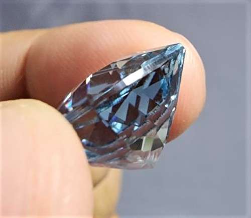 SEAFOAM BLUE AQUAMARINE GEMSTONE LARGE 9,60CT WITH BEAUTIFUL CUSHION CUT