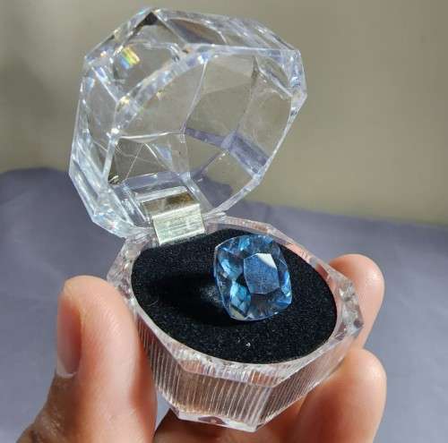 SEAFOAM BLUE AQUAMARINE GEMSTONE LARGE 9,60CT WITH BEAUTIFUL CUSHION CUT