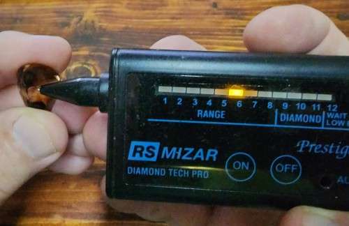 GORGEOUS LARGE 30,45CT BROWNISH ORANGE IMPERIAL TOPAZ GEMSTONE WITH BEAUTIFUL TRILLION CUT  SUPPLIE