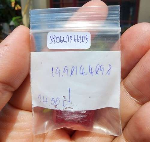 AMAZING LARGE 34,40CT REAL RED RUBY GEMSTONE  SCRATCH GLASS!  UV RED!  HIGH THERMAL CONDUCTIVITY!