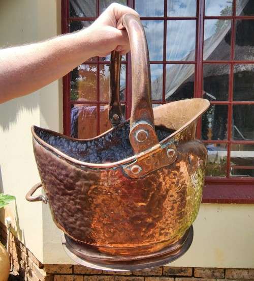 DOVETAILED JOINTED! AND RIVETED HANDLES! HANDMADE COPPER COAL BUCKET - HEAVY 2,7KG