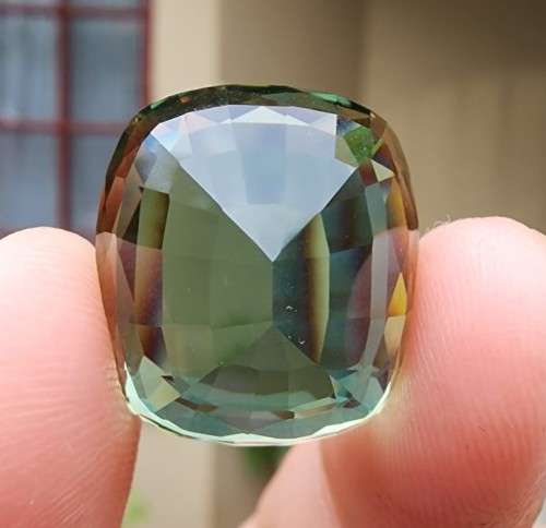 HOW STRANGE? A VERY LARGE 26,80CT GREEN AMETHYST GEMSTONE WITH BEAUTIFUL CUSHION CUT