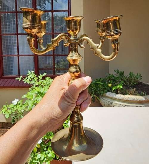 SMALL 5-ARM BRASS CANDELABRUM  A MUST HAVE IN SOUTH AFRICA!  1ST OF 2 ON AUCTION