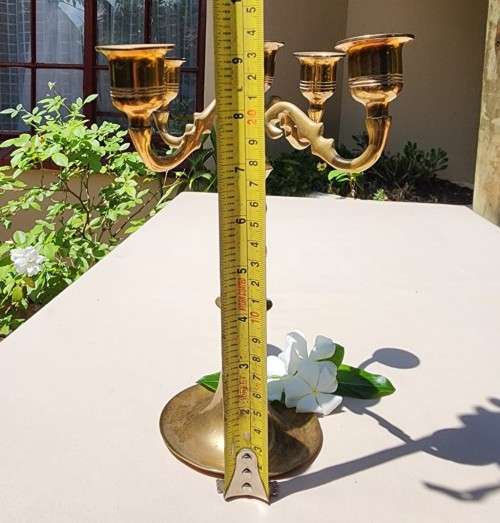 SMALL 5-ARM BRASS CANDELABRUM  A MUST HAVE IN SOUTH AFRICA!  2ND OF 2 ON AUCTION