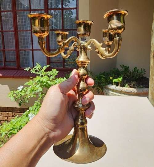 SMALL 5-ARM BRASS CANDELABRUM  A MUST HAVE IN SOUTH AFRICA!  2ND OF 2 ON AUCTION