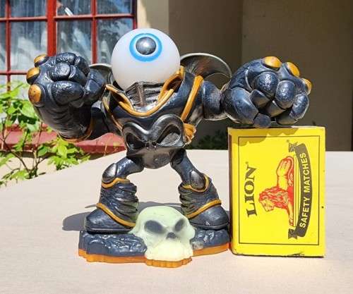 SKYLANDERS GIANTS EYE BRAWL  IVE GOT MY EYE ON YOU!