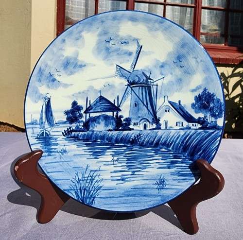 DELFT WINDMILL PLATE HANDMADE IN HOLLAND WITH ARTIST SIGNATURE