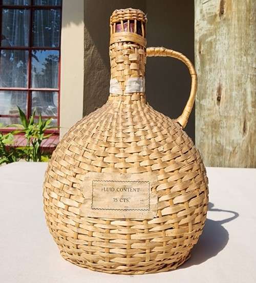 YOU CAN DRINK SOME 100 YEAR OLD WINE! FULL UNOPENED MADEIRA DIMIJOHN WICKER BOTTLE CIRCA 1940-1960