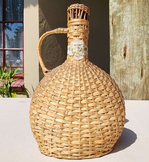 YOU CAN DRINK SOME 100 YEAR OLD WINE! FULL UNOPENED MADEIRA DIMIJOHN WICKER BOTTLE CIRCA 1940-1960