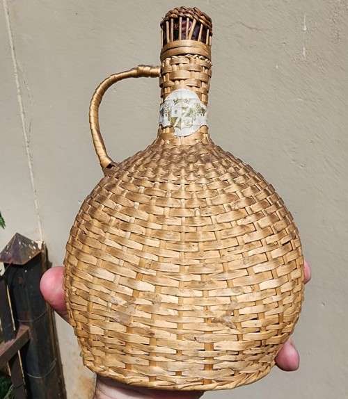 YOU CAN DRINK SOME 100 YEAR OLD WINE! FULL UNOPENED MADEIRA DIMIJOHN WICKER BOTTLE CIRCA 1940-1960