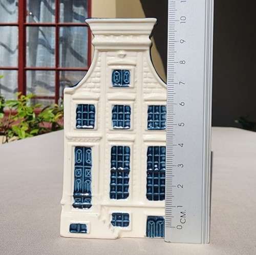 DELFT KLM HOUSE NO 63 (KEIZERSGRACHT 407 AMSTERDAM)  MOST INTERESTING LITTLE HOMES ON THE PLANET