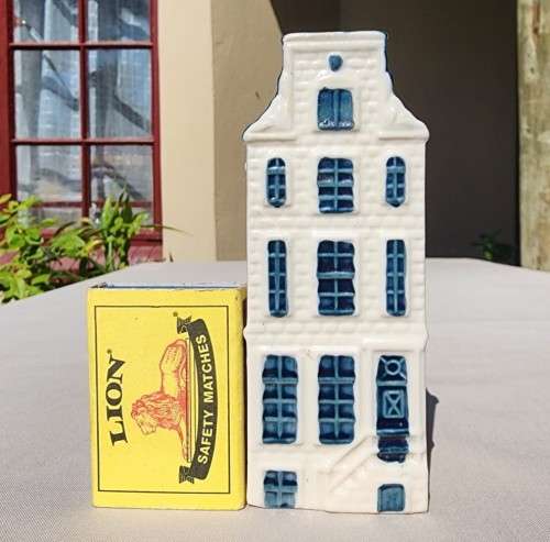 DELFT KLM HOUSE NO 68 (PRINSENGRACHT 969 AMSTERDAM)  - A DUTCH KLM HOME YOU CAN STAY IN!