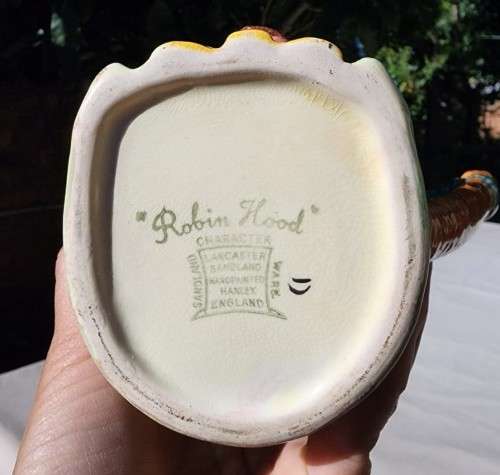 VINTAGE 1950S LANCASTER AND SANDLAND ROBIN HOOD CHARACTER JUG WITH YEOMAN EPNS RIM