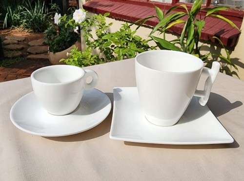 TEN (10) MAXWELL & WILLIAMS AUSTRALIAN DESIGNER TEACUPS AND SAUCERS