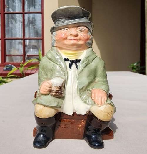 HAND PAINTED KELSBORO THE COACHMAN TOBY JUG 14CM HIGH CIRCA 1930-1950
