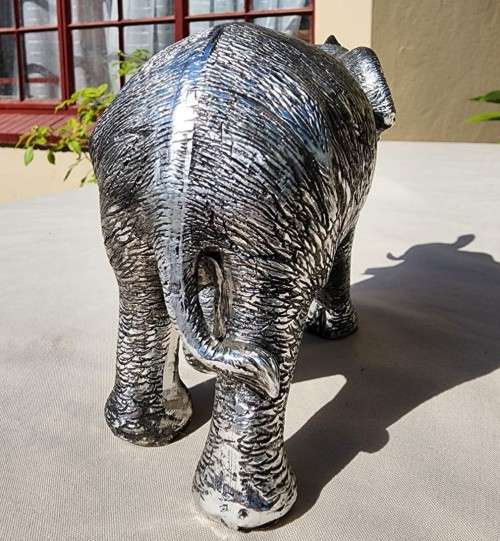 DETAILED ELEPHANT RESIN FIGURINE 16CM LONG